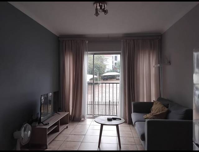 1 BEDROOM PROPERTY TO RENT IN NORTHCLIFF